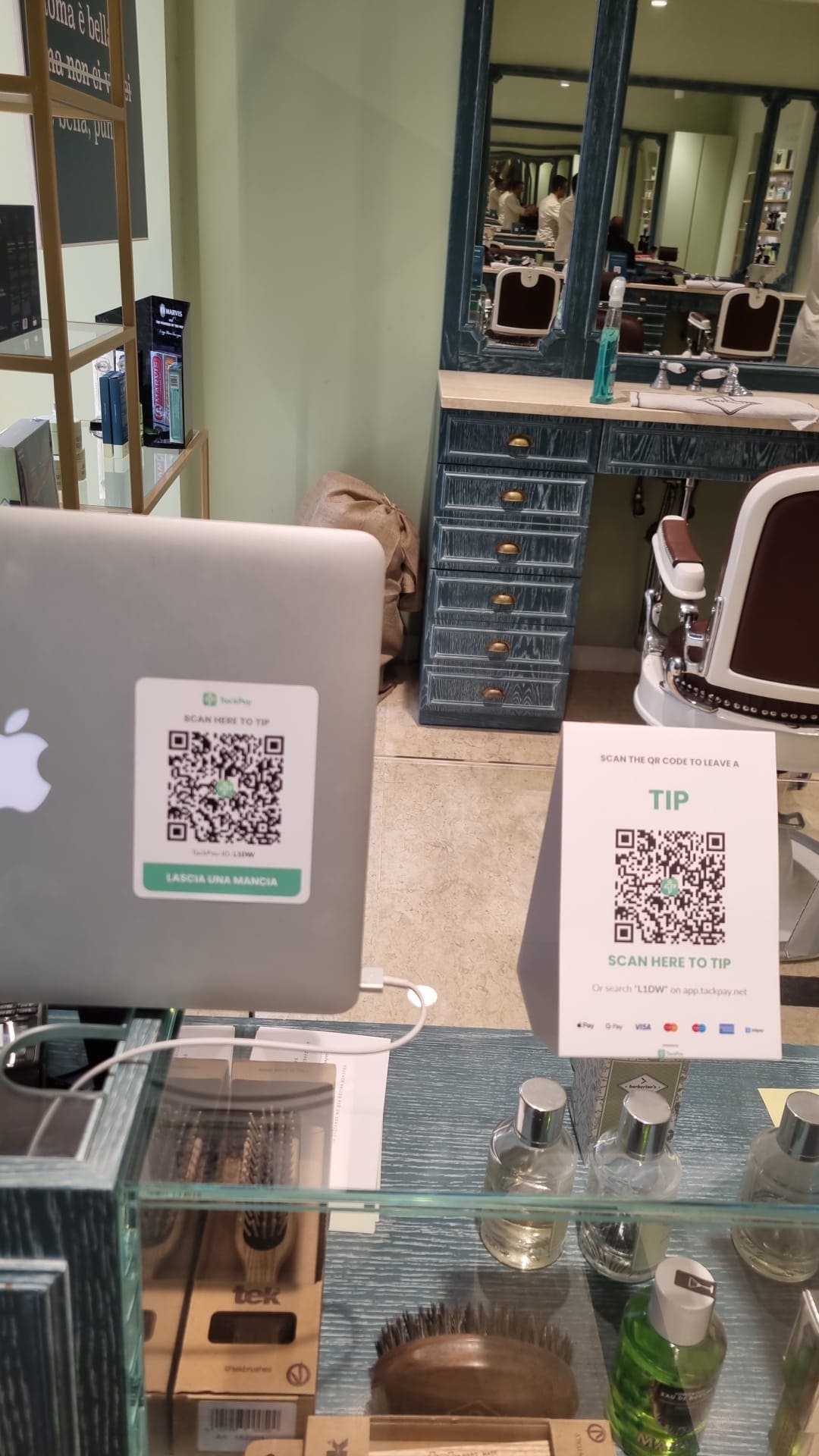 digital-tipping-restaurant-tips